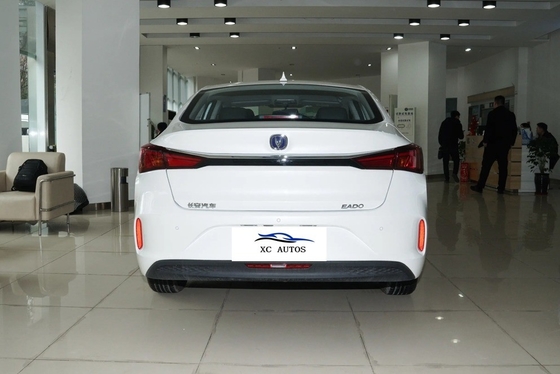 2024 Chongqing Made In Eado EV460 Zhixing Version de taxi Le phosphate de fer de lithium 205/60 R16