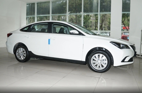 2024 Chongqing Made In Eado EV460 Zhixing Version de taxi Le phosphate de fer de lithium 205/60 R16