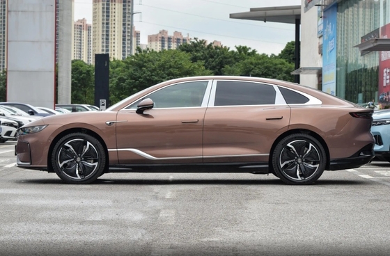 Système de direction électrique SUV de taille moyenne avec 730 km Voyah Zhuiguang 2023ver