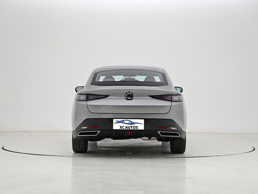 2024 CHANGAN Troisième génération Eado 5 portes 5 places voiture à essence 1.5T FWD Euro VI émission