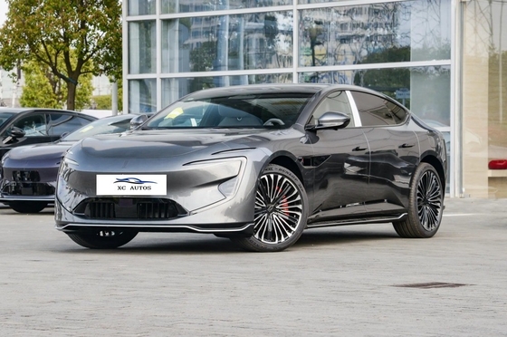 Structure de la carrosserie de 4 portes et 5 sièges Avatr 12 EV 2024 650 Triple Laser 4WD Performance Edition