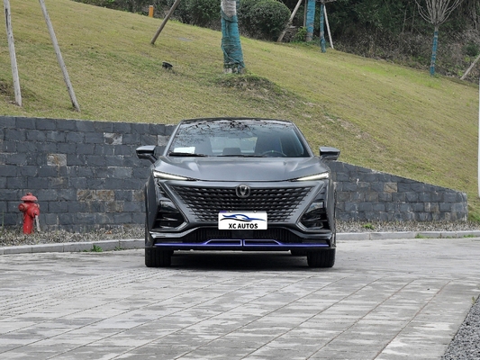 Changan Uni-T 1.5T 2.0T 188HP 138KW 300NM SUV compact à essence avec toit panoramique