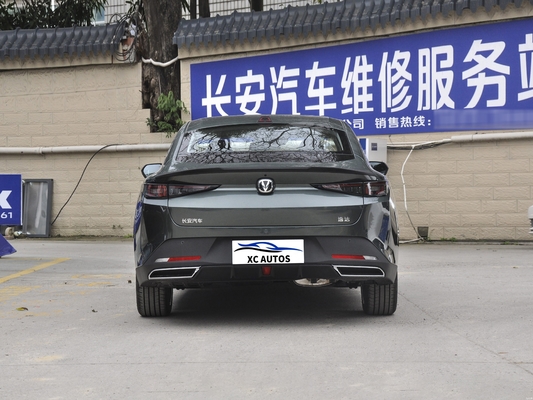 Changan Yida Sports Car 2023 AWD voiture d'occasion à essence avec volant multifonctionnel