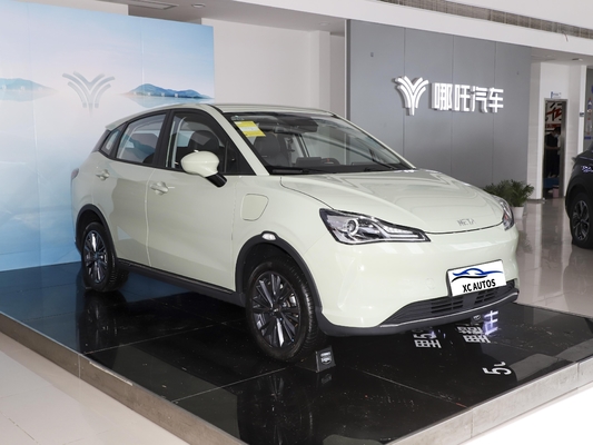 2023 Neta V Rhd Cars EV SUV Grand espace et 5 sièges avec suspension avant Macpherson