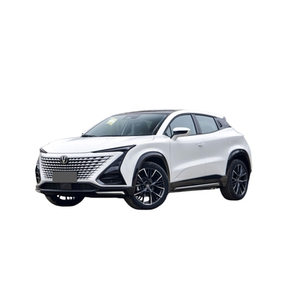 Changan Uni-t 1.5t Fwd voiture à essence avec une puissance maximale de 100-150PS et 6 radars