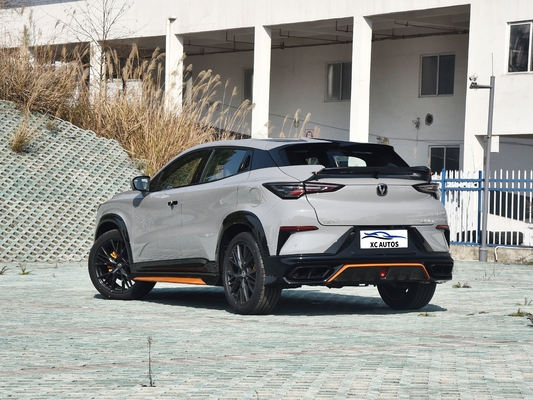 Changan Uni-t 1.5t Fwd voiture à essence avec une puissance maximale de 100-150PS et 6 radars