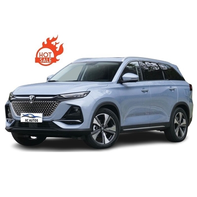 Changan X7 Plus 1.5T SUV intelligent à double embrayage 24 modèles 5 sièges Frontaux Disque Frontaux Disque Frontaux
