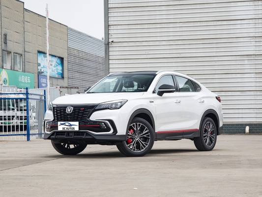Les voitures à essence avec boîte de vitesses automatique Changan CS85 Couple SUV 1.5T 188 chevaux