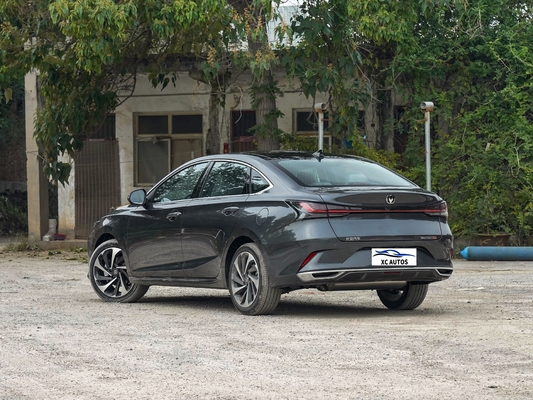 2023 Turbo 5 places Changan Yida Sedan ODM Sport automatique en bon état ESC inclus