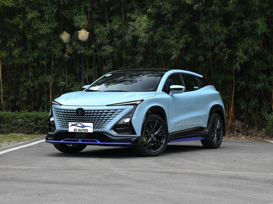 Changan UNI-T 1.5T Awd SUV à essence voiture avec phare LED et empattement 2500-3000mm