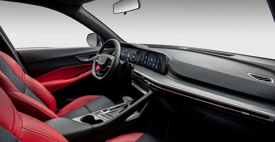 Benzine Changan Cs35 Plus 5 portes 5 sièges SUV direction gauche Auto pièces détachées pour voitures