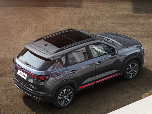 2024 Changan Cs 35 Plus 1.4T DCT 5 sièges Véhicule à essence avec empattement 3000-3500mm