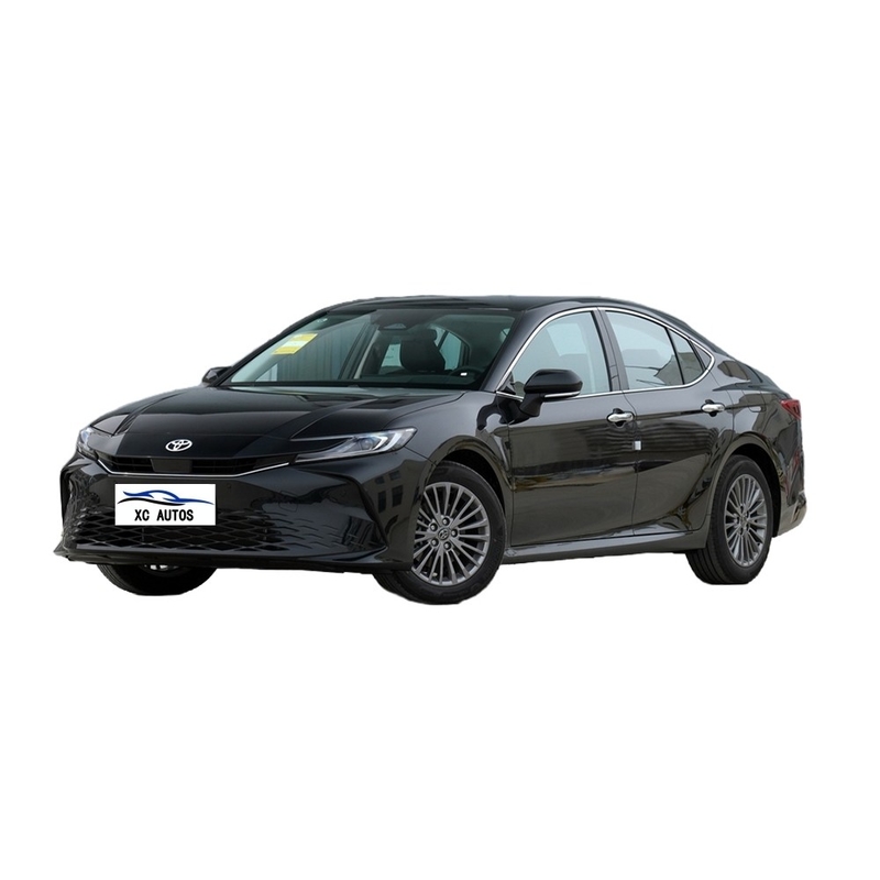Version sportive 2024 Toyota Camry d'occasion avec couple maximal Nm 200-300Nm et phare LED
