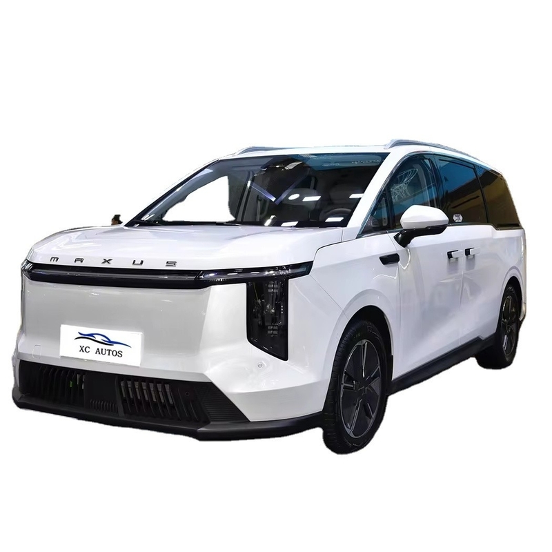 Les phares à LED économes en énergie et le système de direction électrique pour Maxus Dajia 7 EV MPV