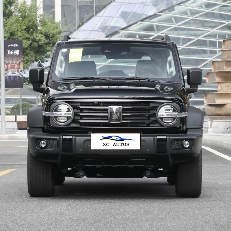 Lampes LED ChangCheng Grand réservoir de mur 300/500 SUV à la main gauche Véhicules hybrides