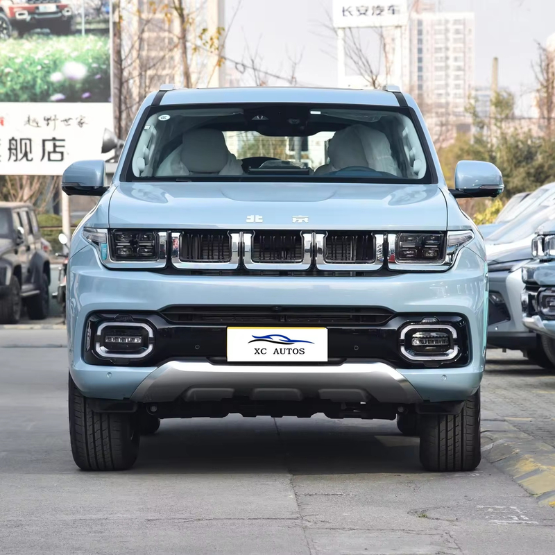 Pékin Bj60 8at 4WD 5 places LHD Drive Auto Véhicule d'occasion 5 portes 5 sièges SUV de taille moyenne-grande