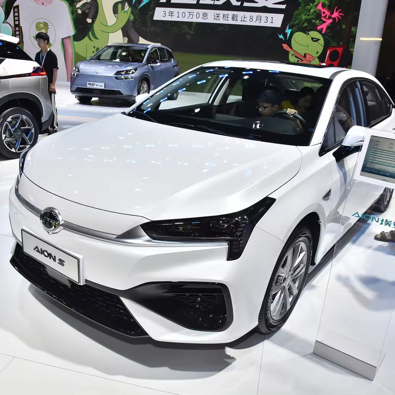Système de direction électrique Aion S EV Sedan pour une grande valeur dans les véhicules à énergie