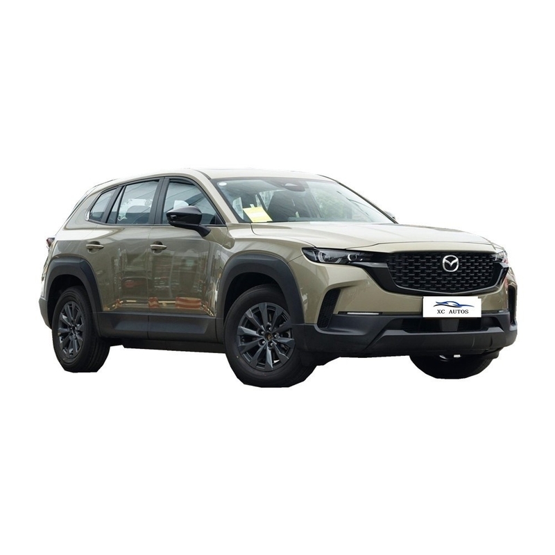 Mazda CX-50 phares LED électrique voiture hybride huile-électrique à haute performance