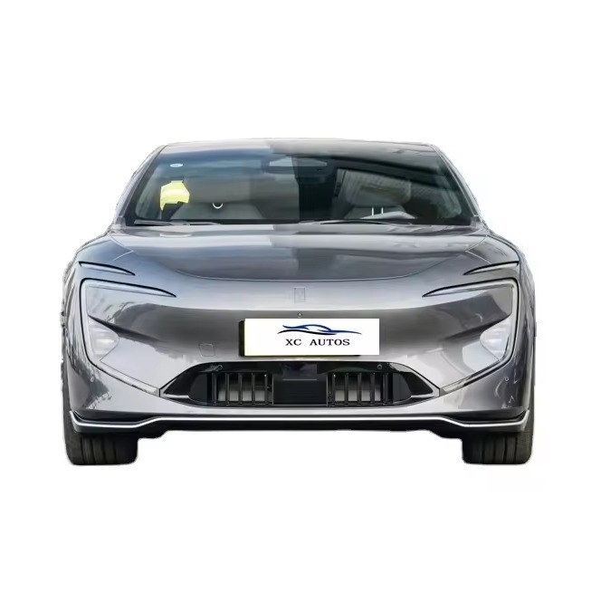 Structure de la carrosserie de 4 portes et 5 sièges Avatr 12 EV 2024 650 Triple Laser 4WD Performance Edition