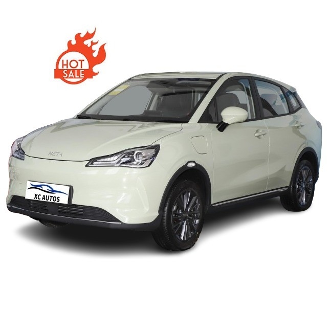2023 Neta V Rhd Cars EV SUV Grand espace et 5 sièges avec suspension avant Macpherson