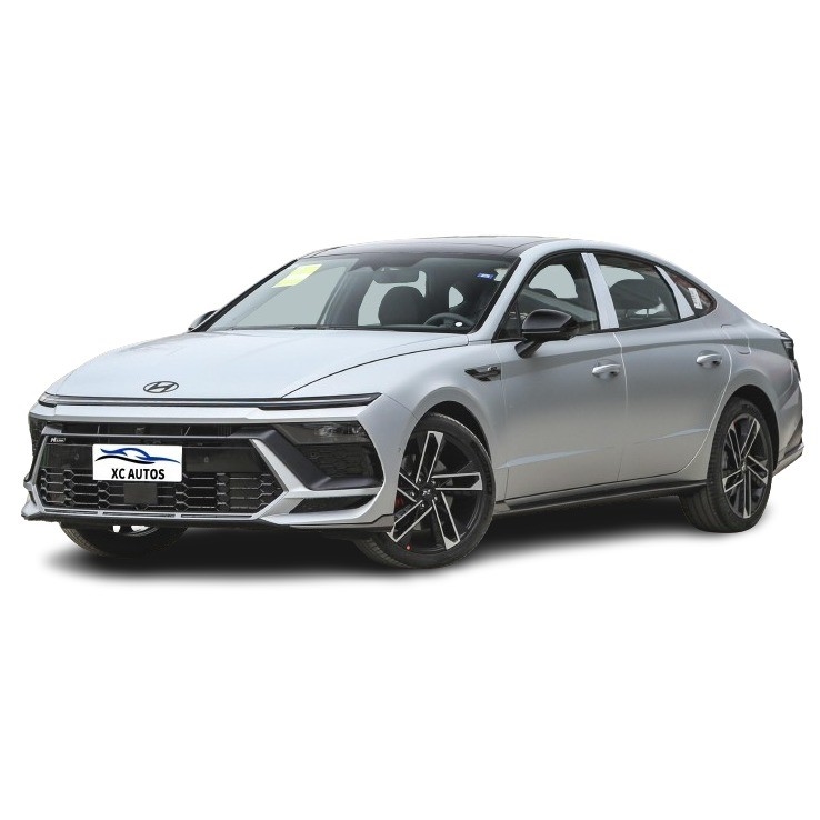 2024 Sonata 2.0T FWD avec boîte de vitesses automatique sièges en cuir et pneus R19 Conforme à l'Euro VI