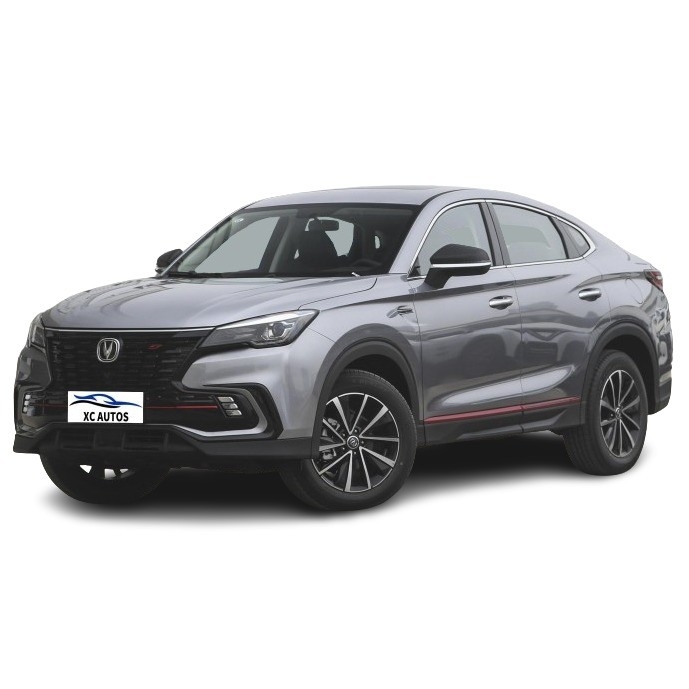 Véhicule à essence Véhicule à essence 1.5T 2WD 5 sièges SUV Changan CS85 Coupé Rapide de livraison phare LED