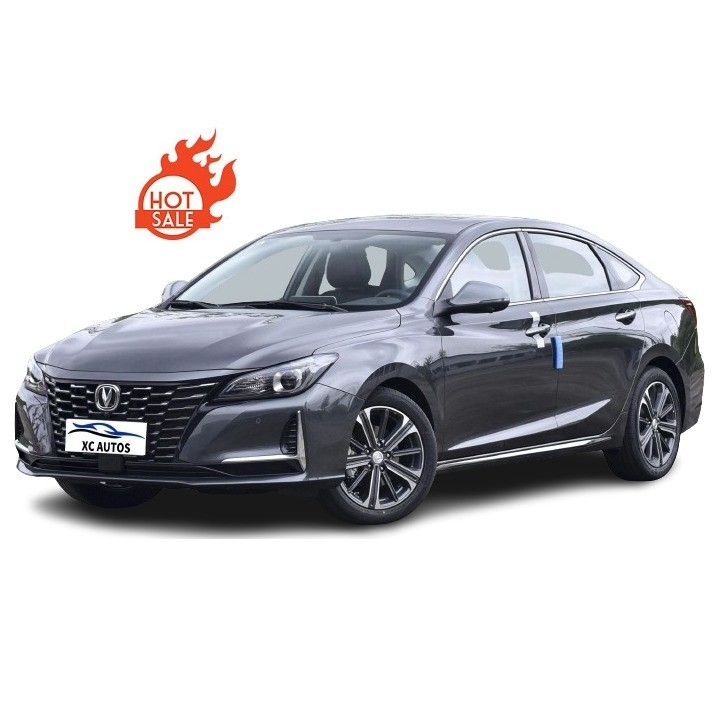 Changan RAETON CC voiture compacte de luxe 1.5DCT 7 vitesses berline avec système de direction électrique