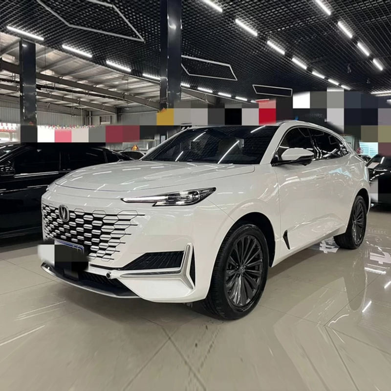 Changan UNI-K 2021 2.0T Modèle 16 000 km kilométrage en volant et puissance maximale de 150-200PS